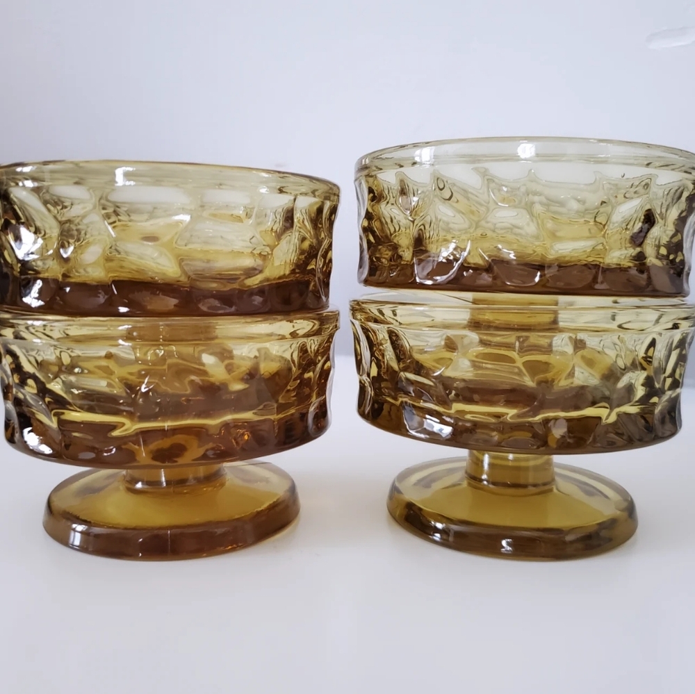 Set of 4 Amber MCM Amber Dessert Dishes- Fostoria Pebble Beach - Picture 3 of 4